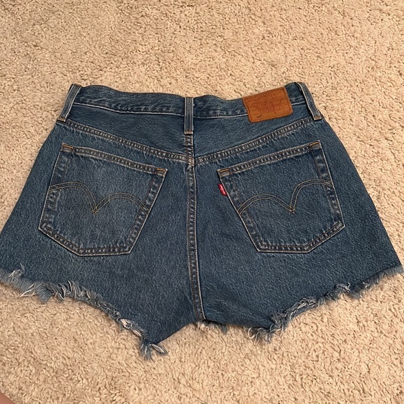 Levis High Waist Jean Short - Picture 3 of 4